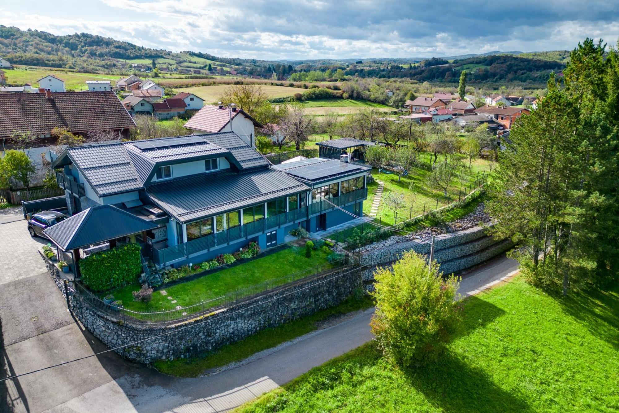Relax House Marokis Villa Karlovac Exterior photo